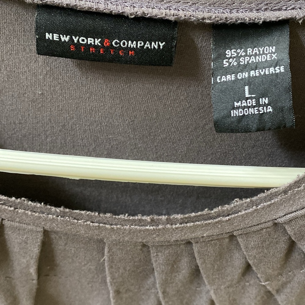 New York & Company blouse t shirt - Picture 2 of 5